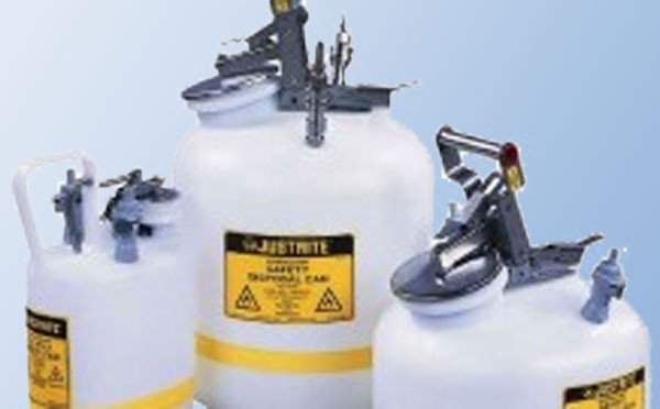 KX VaporSafe: Solvent Waste Container, Justrite 5-gallon Polyethylene waste can, with (2) PP quick disconnects with EPDM o-rings