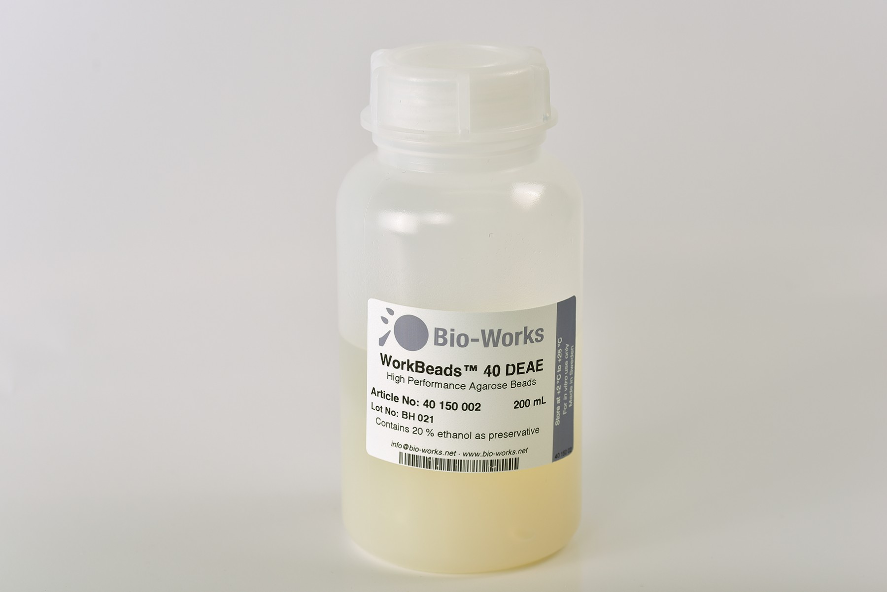 Bio-Works: Ion Exchange Media WorkBeads 40 DEAE Bulk-Media 200ml