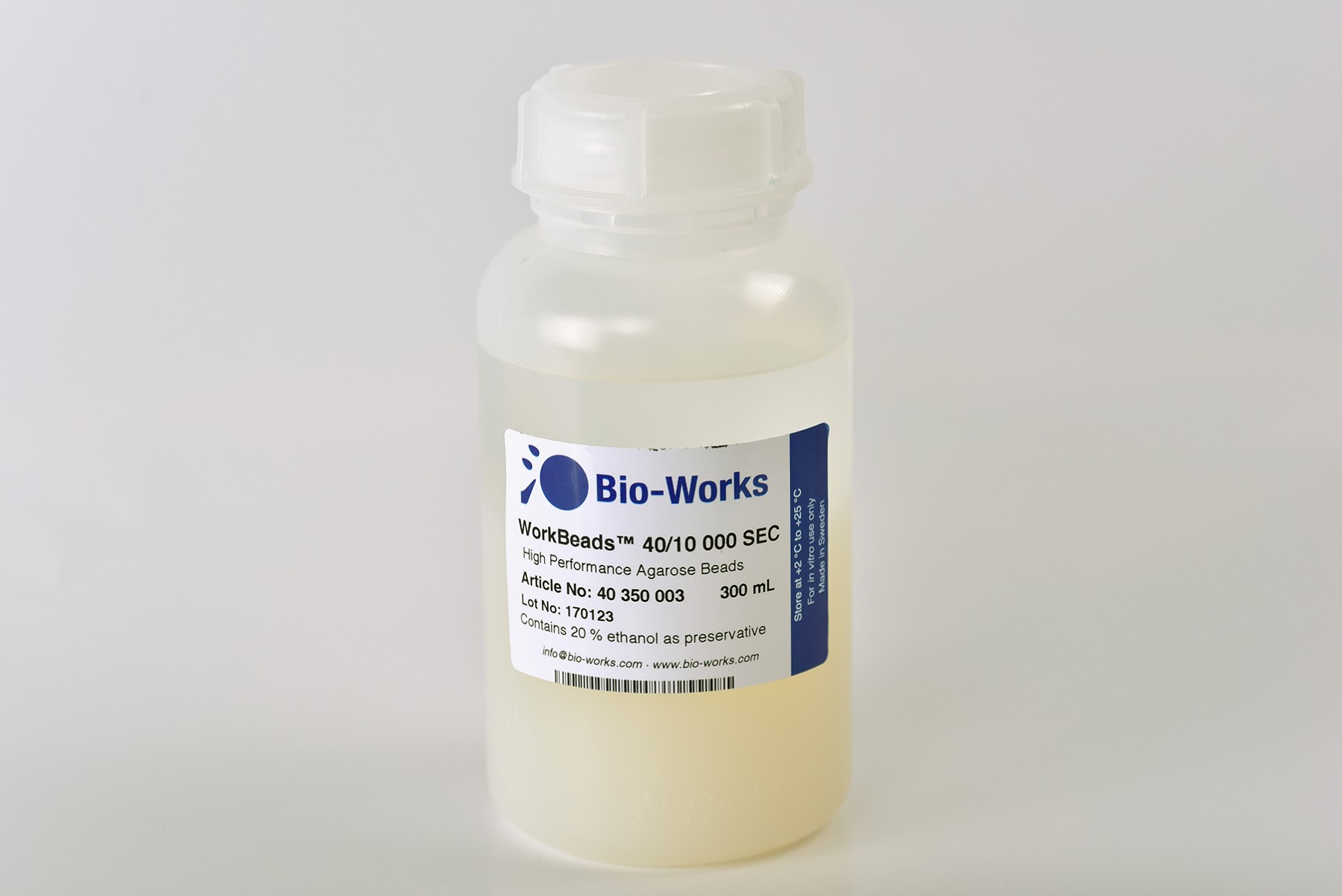Bio-Works: Size Exclusion Media WorkBeads 40/10 000 SEC Bulk-Media 300ml