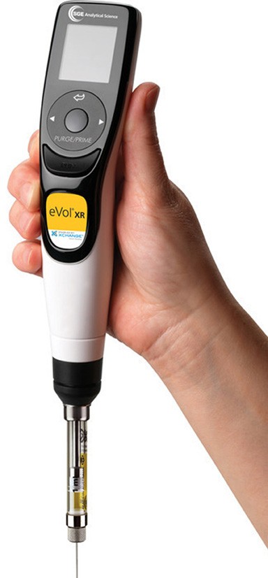 eVolÂ® XR Electronic Syringe starter Kit. HANDLE ONLY