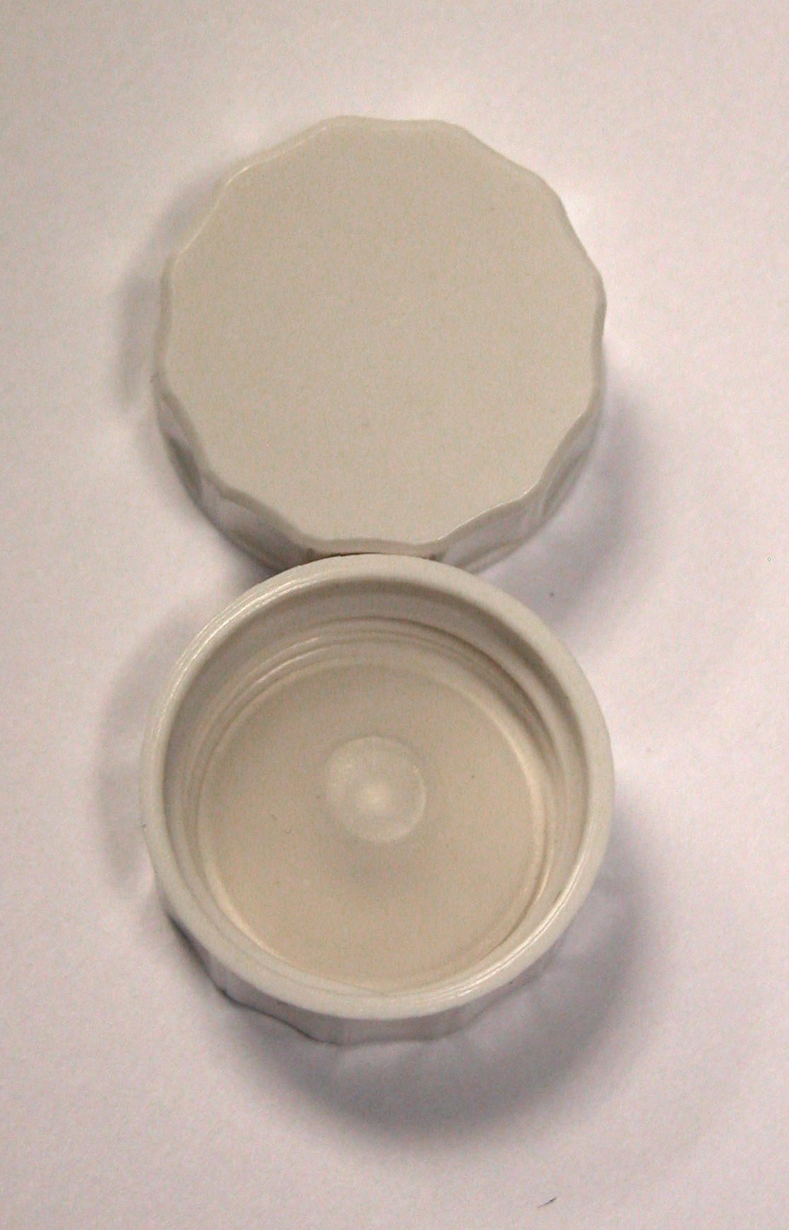 Discounted Vials and Caps: Polyethylene Lined Caps
